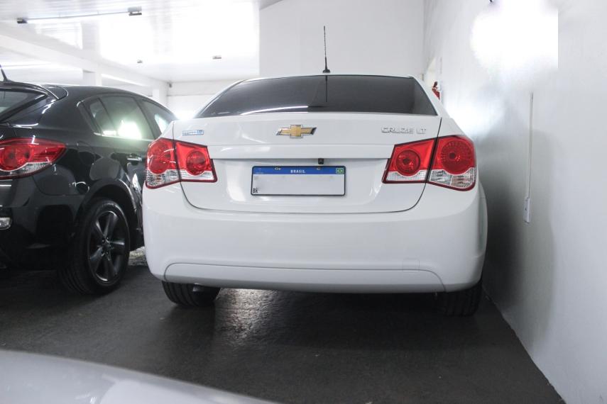 CHEVROLET Cruze Sedan - Foto