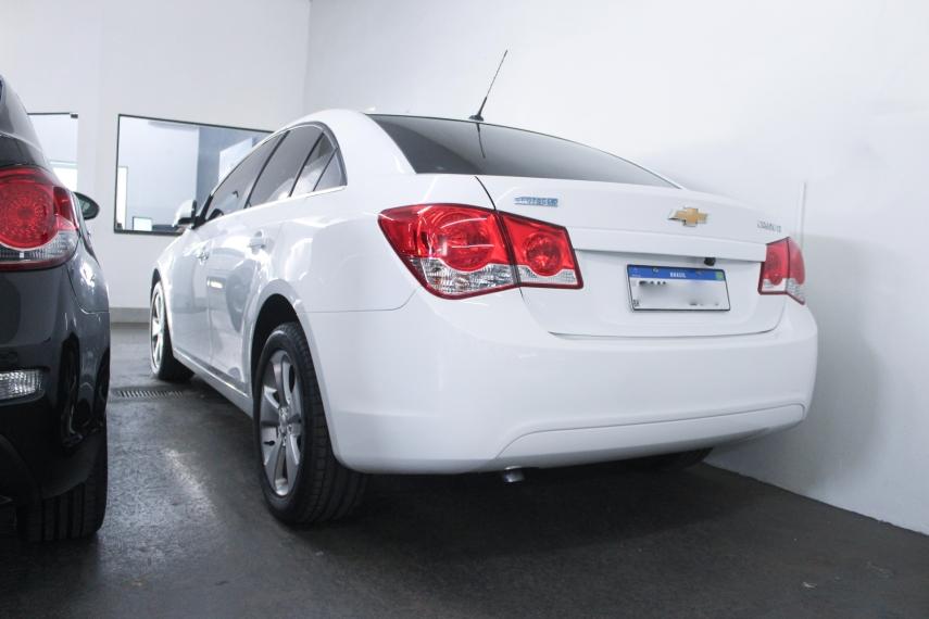 CHEVROLET Cruze Sedan - Foto