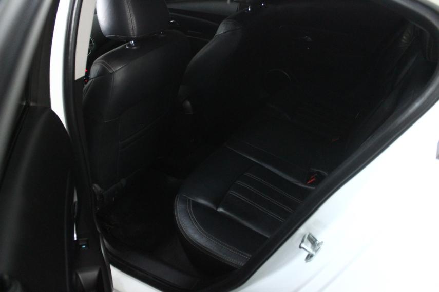 CHEVROLET Cruze Sedan - Foto