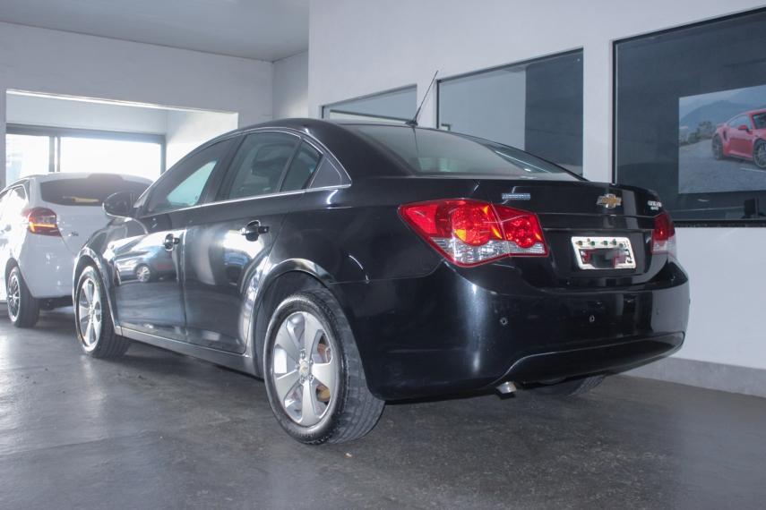 CHEVROLET Cruze Sedan - Foto