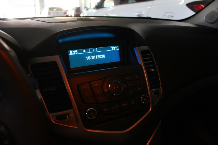 CHEVROLET Cruze Sedan - Foto