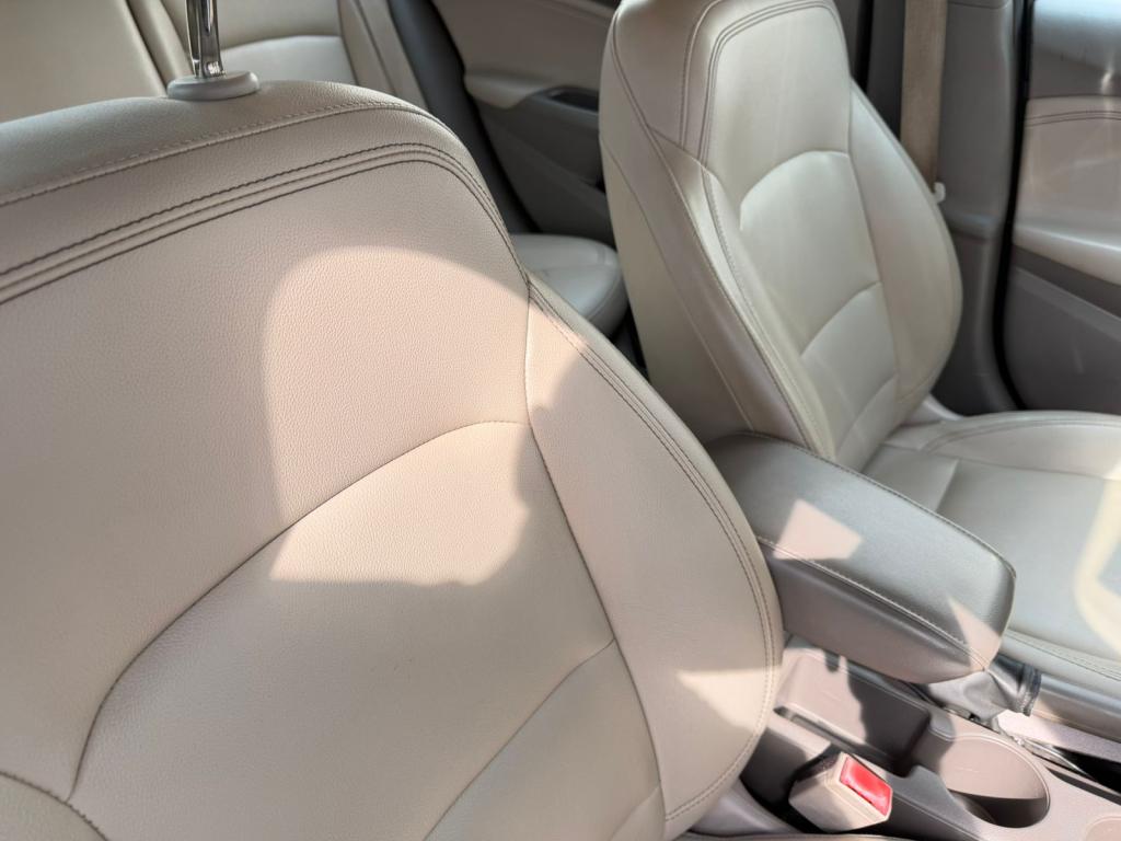 CHEVROLET Cruze Sedan - Foto