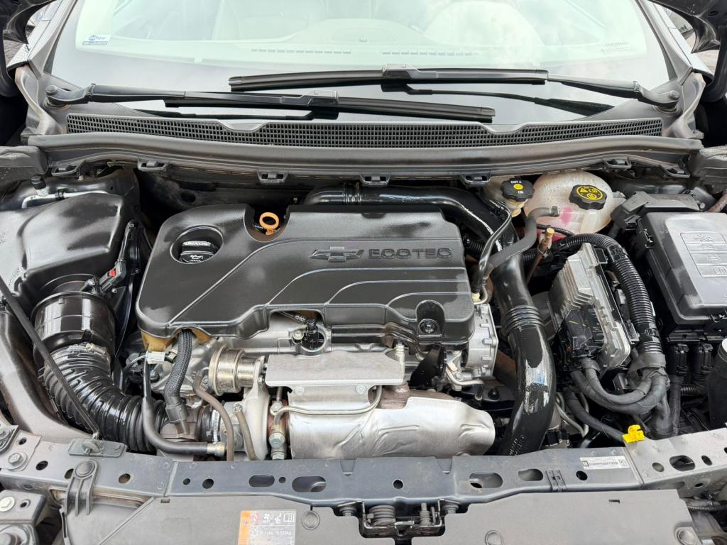 CHEVROLET Cruze Sedan - Foto