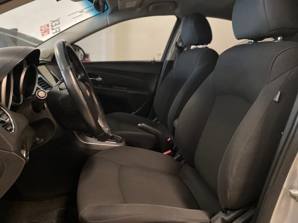 CHEVROLET Cruze Sedan - Foto