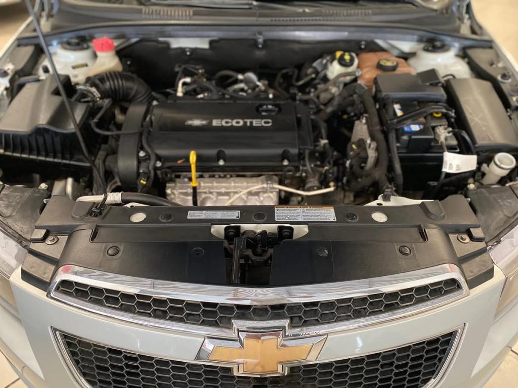 CHEVROLET Cruze Sedan - Foto