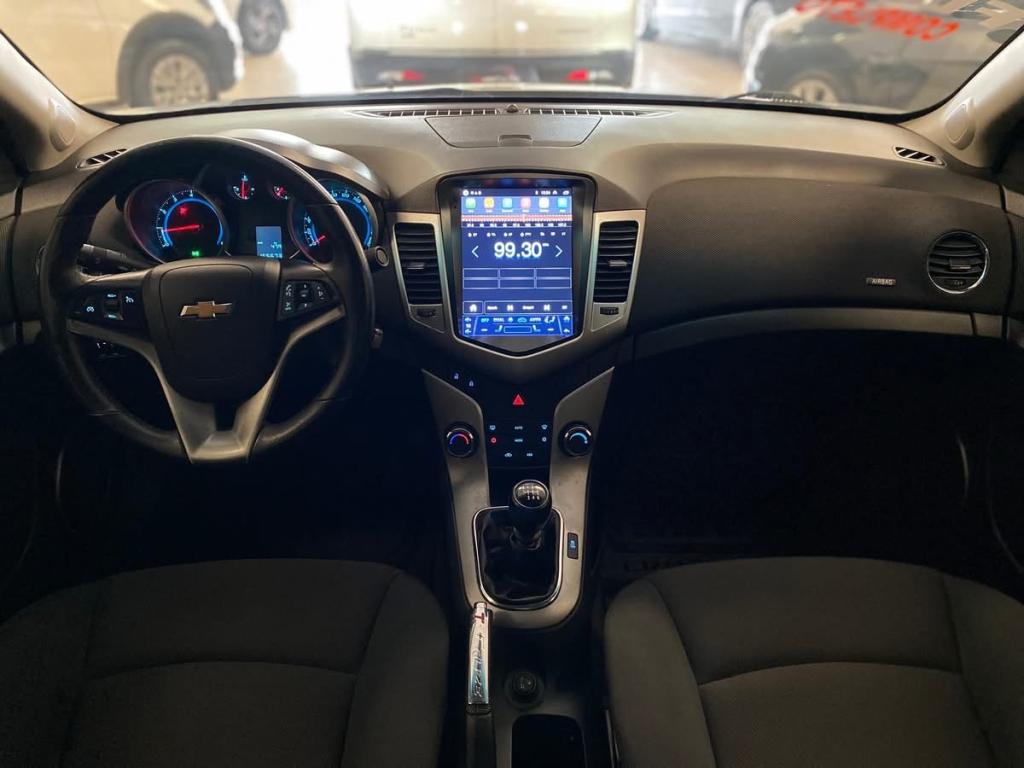 CHEVROLET Cruze Sedan - Foto