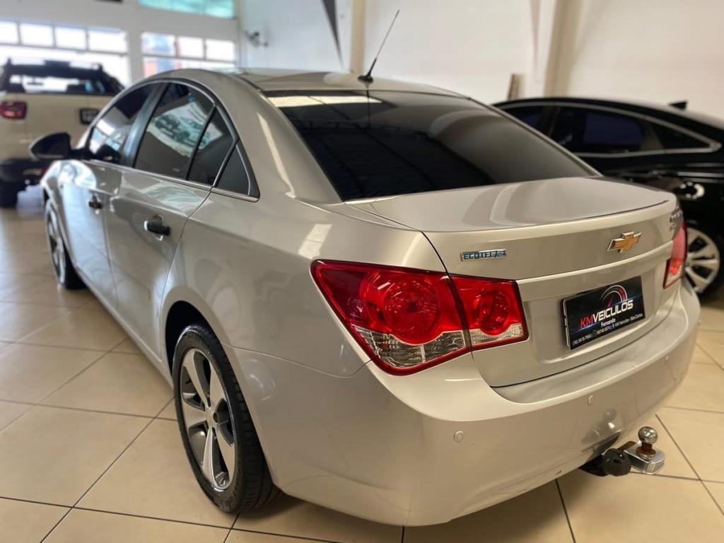 CHEVROLET Cruze Sedan - Foto