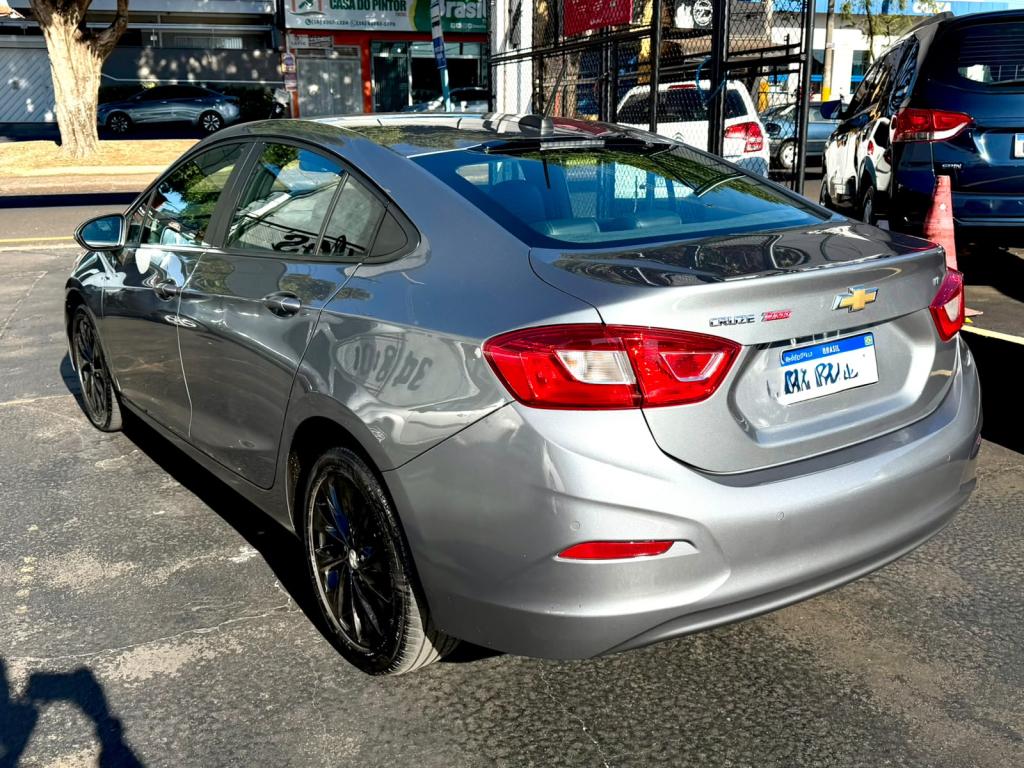 CHEVROLET Cruze Sedan - Foto