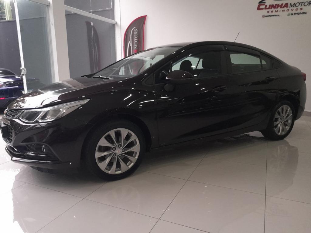 CHEVROLET Cruze Sedan - Foto