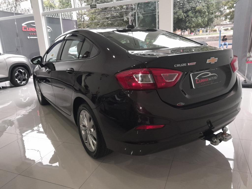 CHEVROLET Cruze Sedan - Foto