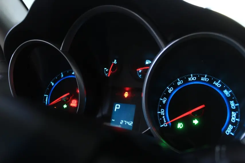 CHEVROLET Cruze Sedan - Foto