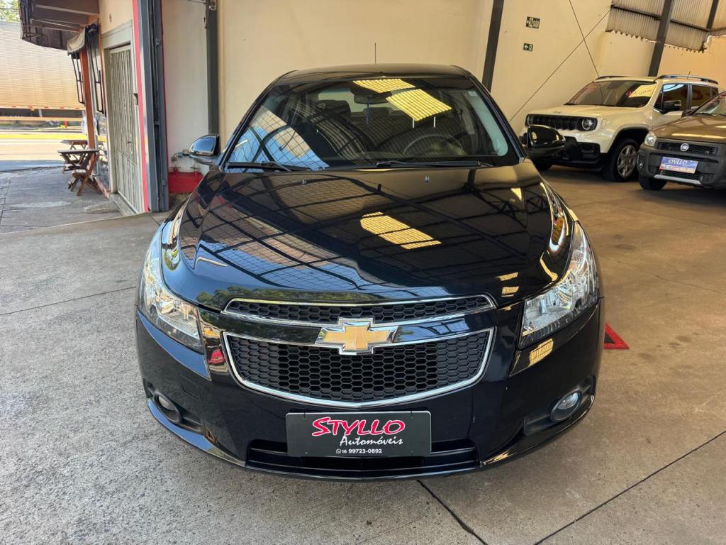 CHEVROLET Cruze Sedan - Foto