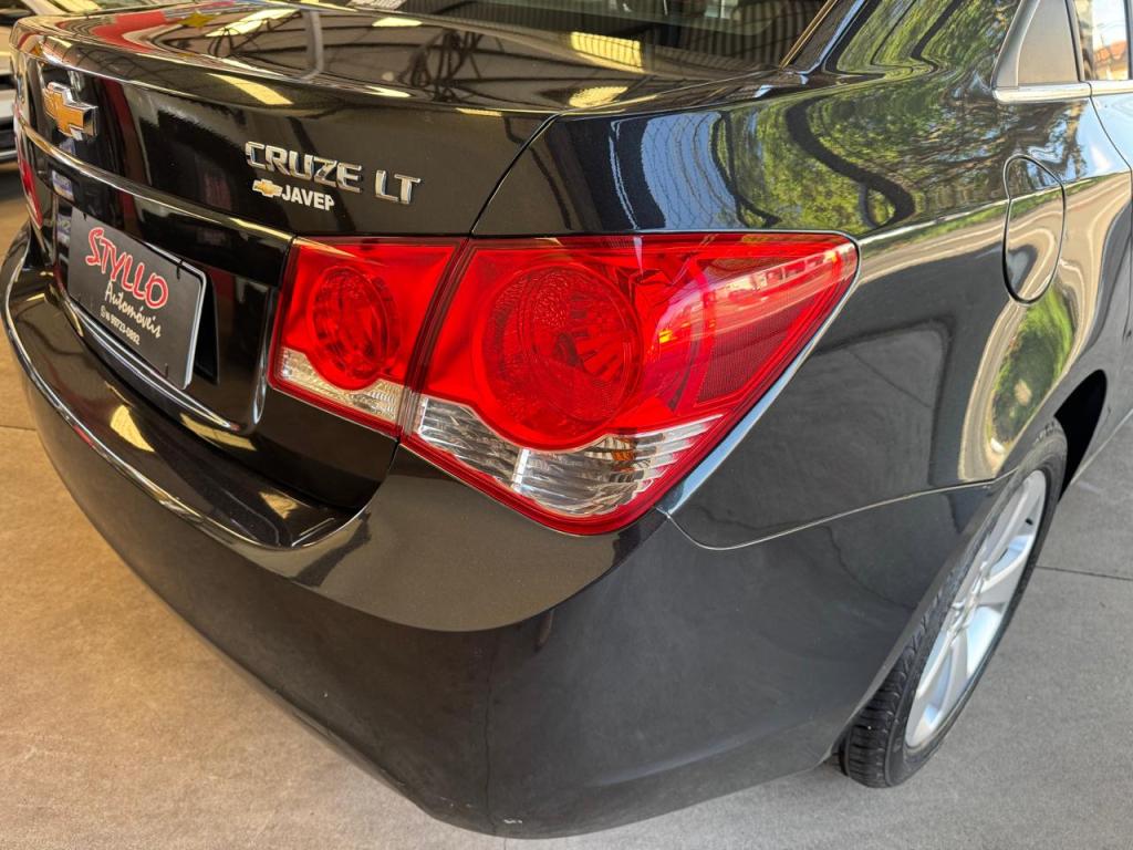 CHEVROLET Cruze Sedan - Foto