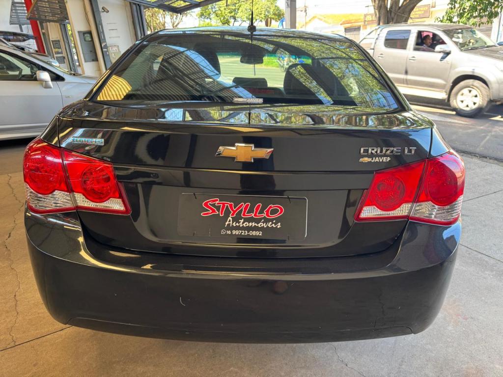 CHEVROLET Cruze Sedan - Foto