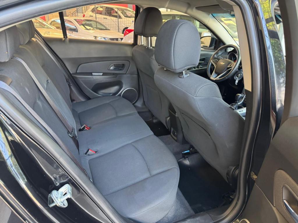 CHEVROLET Cruze Sedan - Foto