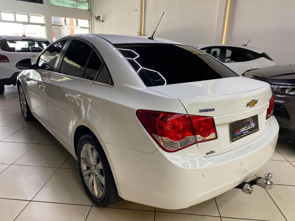 CHEVROLET Cruze Sedan - Foto