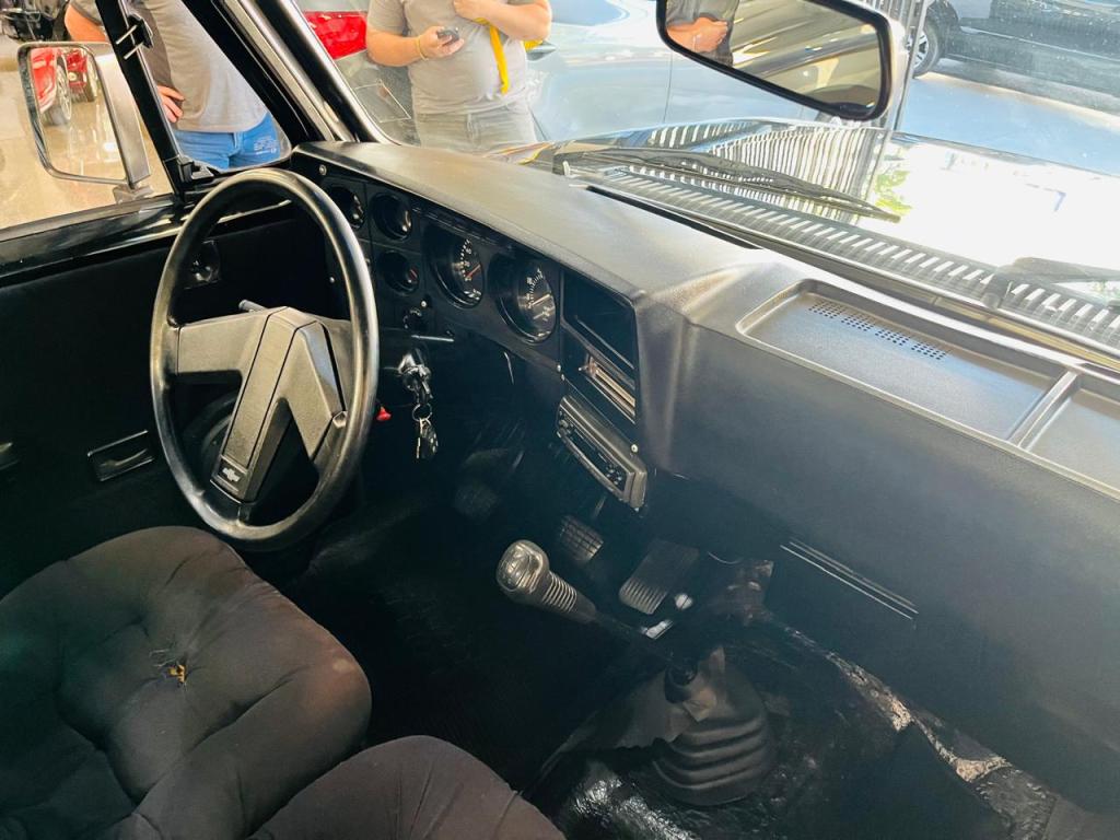 CHEVROLET D20 - Foto