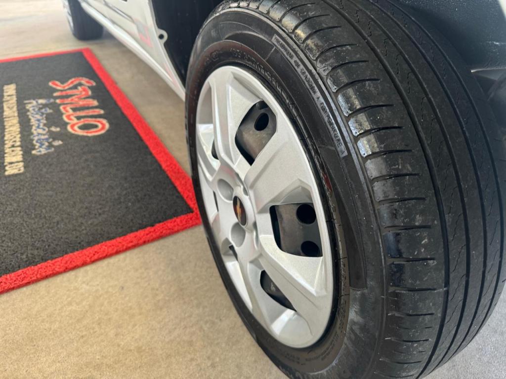 CHEVROLET Montana - Foto