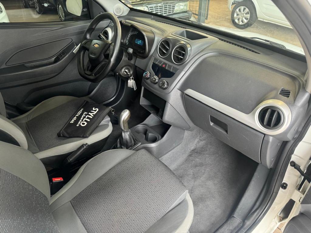 CHEVROLET Montana - Foto