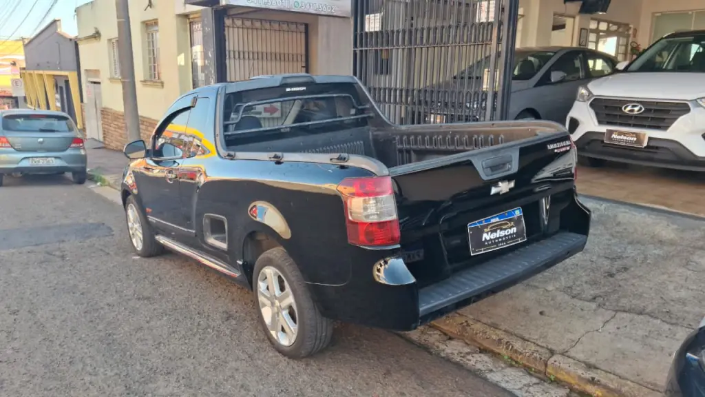 CHEVROLET Montana - Foto