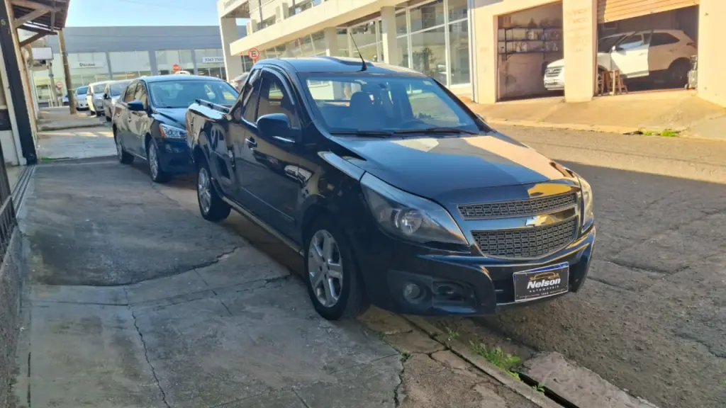 CHEVROLET Montana - Foto