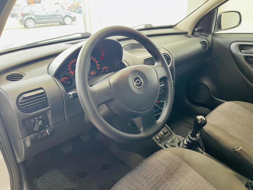 CHEVROLET Montana - Foto