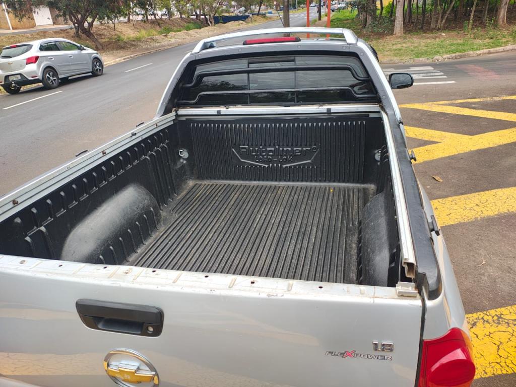 CHEVROLET Montana - Foto
