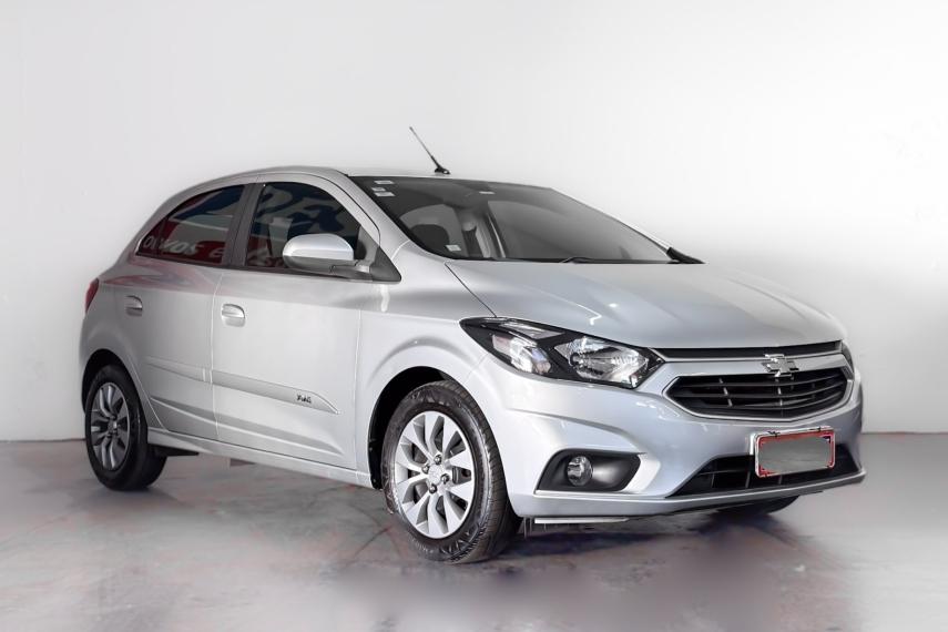 CHEVROLET Onix Hatch - Foto
