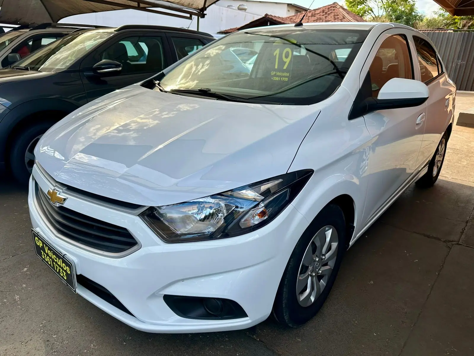 CHEVROLET Onix Hatch