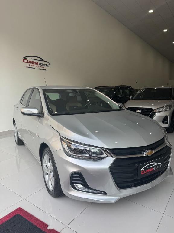 CHEVROLET Onix Hatch - Foto