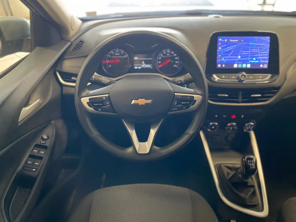 CHEVROLET Onix Hatch - Foto