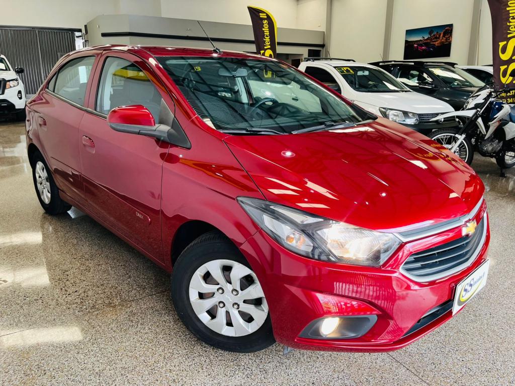 CHEVROLET Onix Hatch - Foto