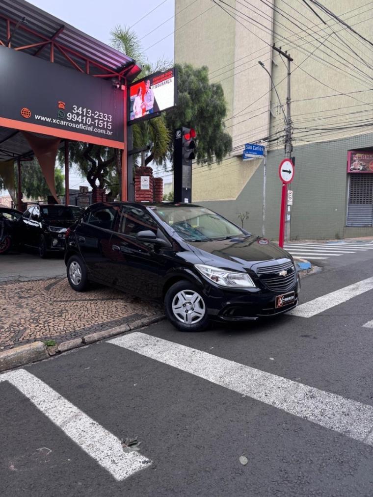 CHEVROLET Onix Hatch
