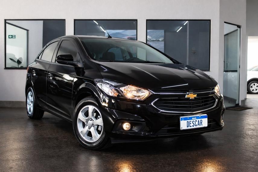 CHEVROLET Onix Hatch - Foto