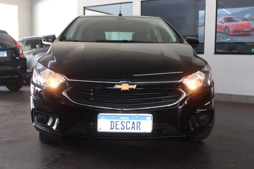 CHEVROLET Onix Hatch - Foto