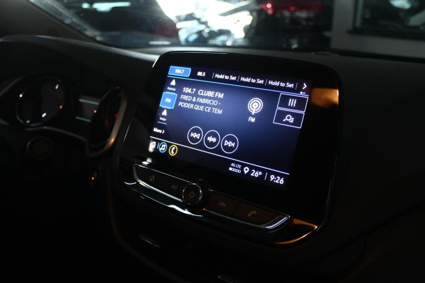 CHEVROLET Onix Hatch - Foto