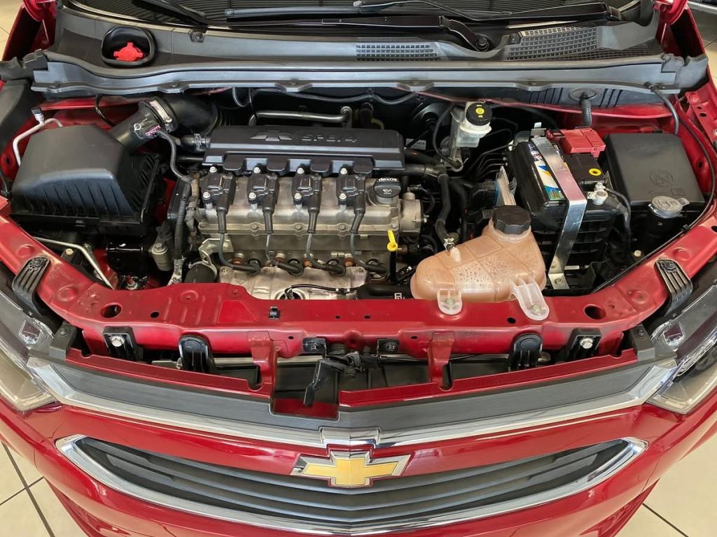 CHEVROLET Onix Hatch - Foto