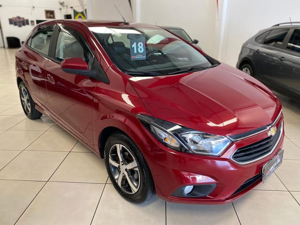 CHEVROLET Onix Hatch - Foto