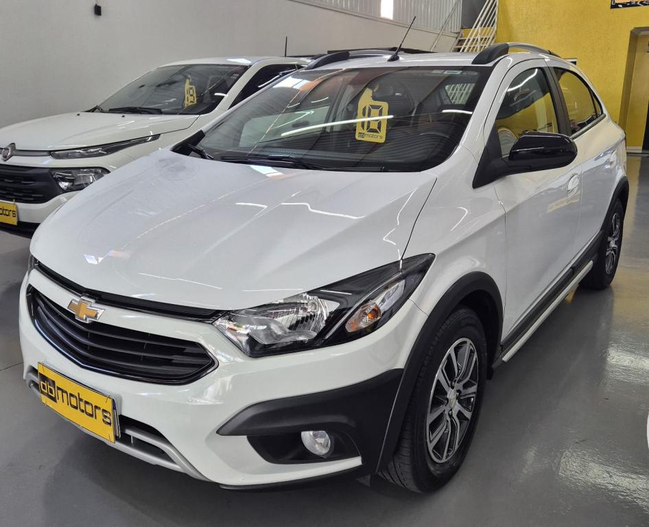 CHEVROLET Onix Hatch
