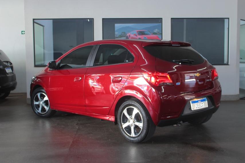 CHEVROLET Onix Hatch - Foto