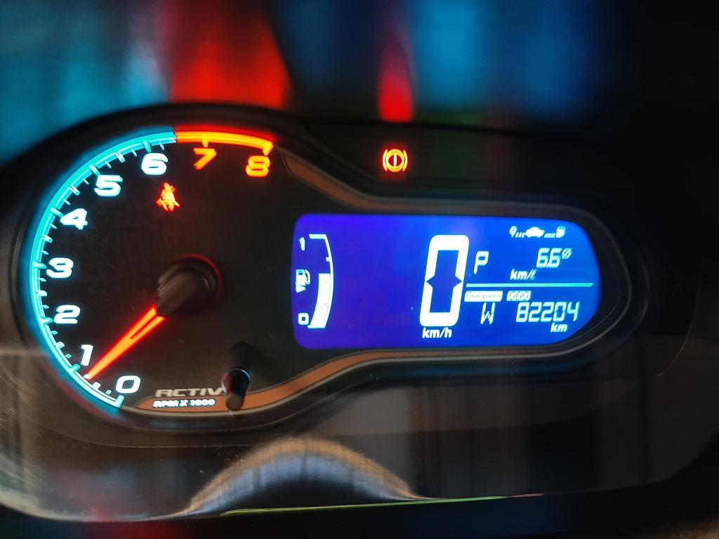 CHEVROLET Onix Hatch - Foto