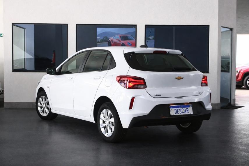 CHEVROLET Onix Hatch - Foto