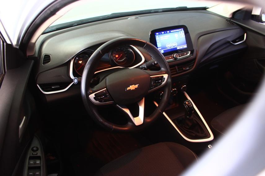 CHEVROLET Onix Hatch - Foto