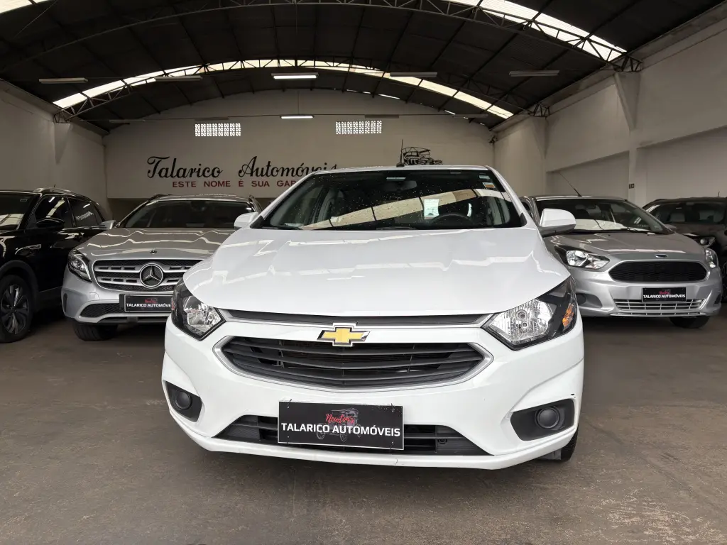 CHEVROLET Onix Hatch