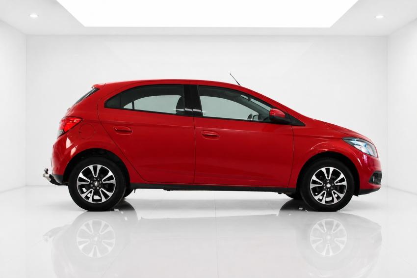 CHEVROLET Onix Hatch - Foto