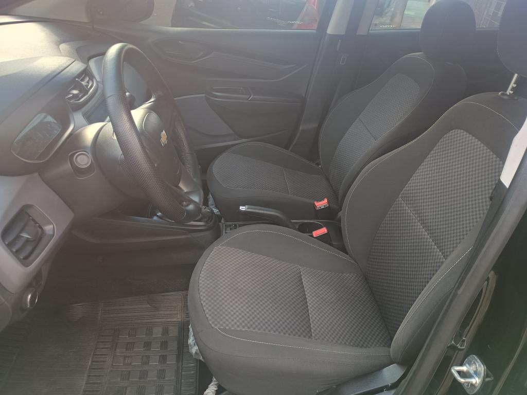 CHEVROLET Onix Sedan - Foto