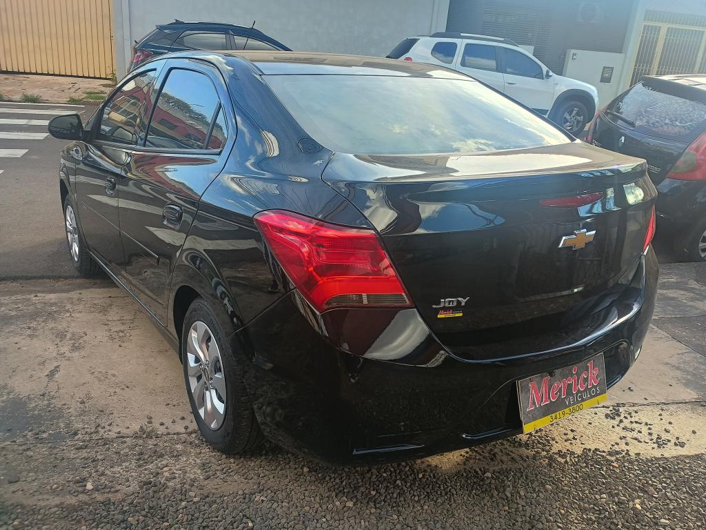 CHEVROLET Onix Sedan - Foto