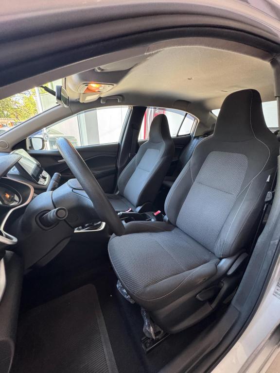 CHEVROLET Onix Sedan - Foto