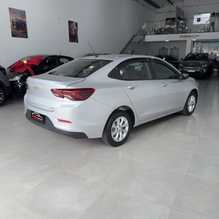 CHEVROLET Onix Sedan - Foto