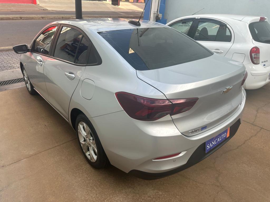 CHEVROLET Onix Sedan - Foto